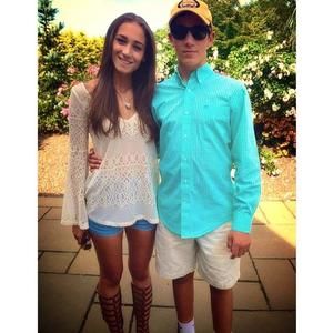 Meet your Posher, Coury